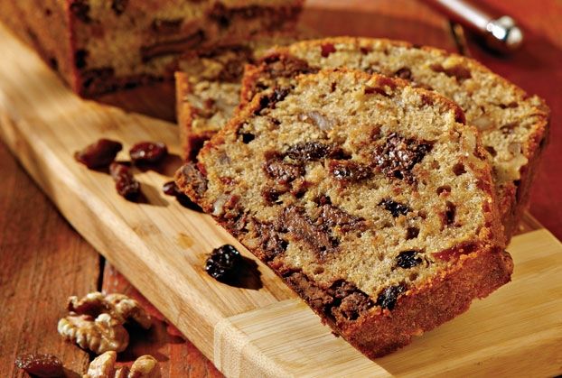 raisin and walnut cake